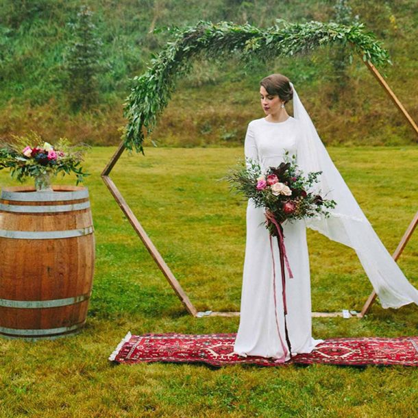 Where to Find Beautiful Wedding Arches for Rent