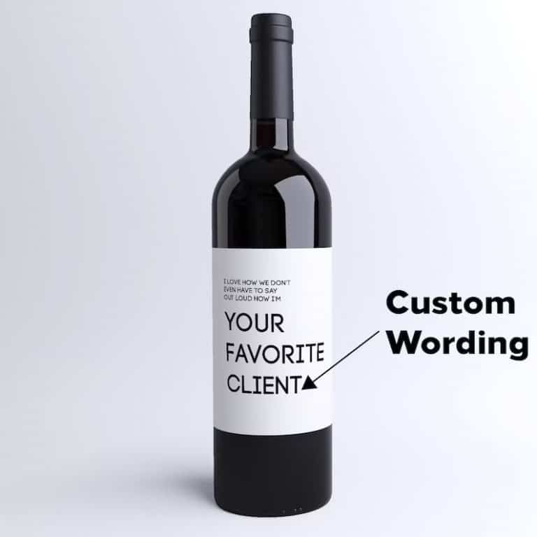 46 Touching Wedding Gifts for Parents (2023 Review Guide)