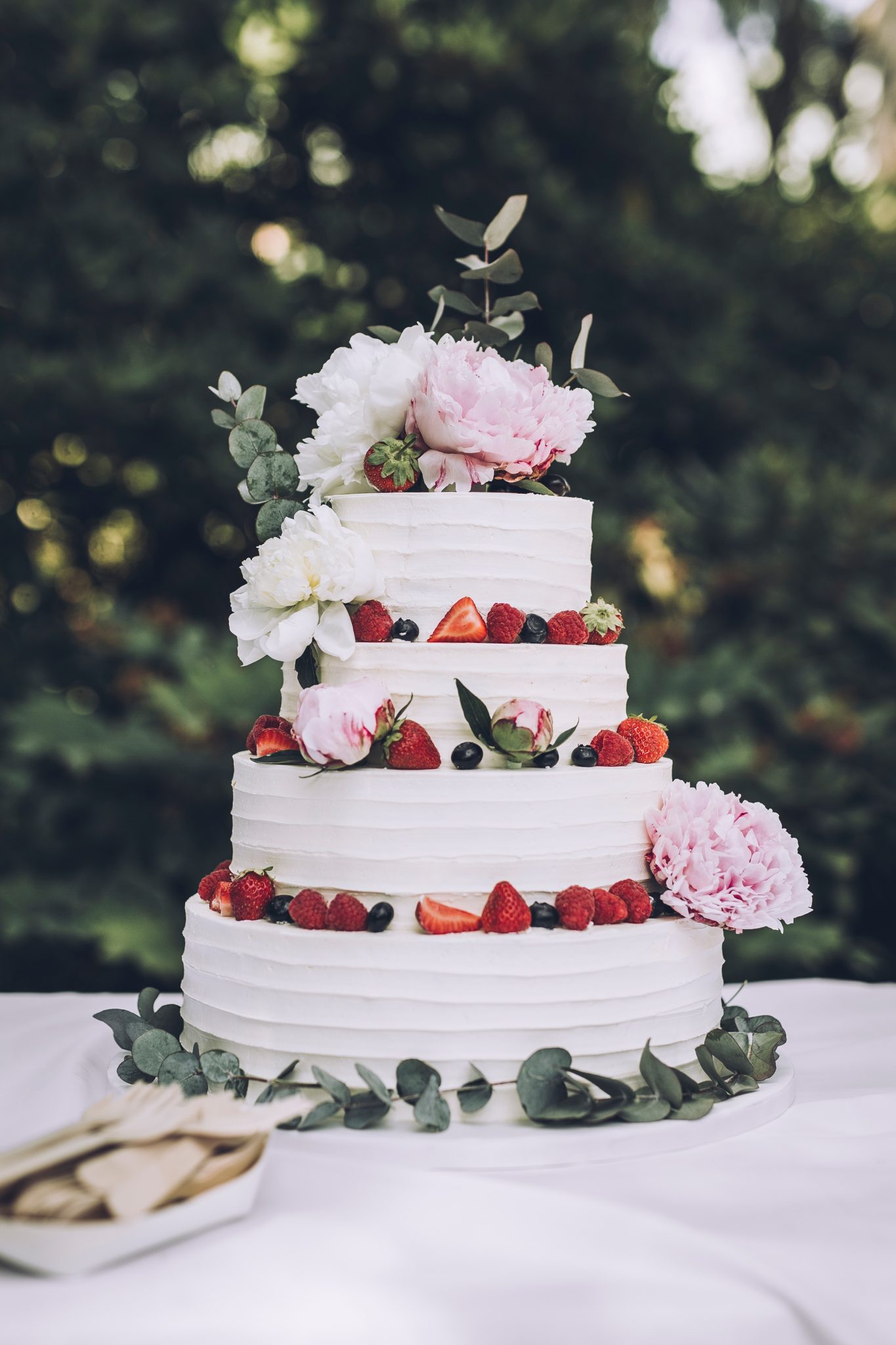 15 Of The Best Rustic Wedding Themed Cake Ideas