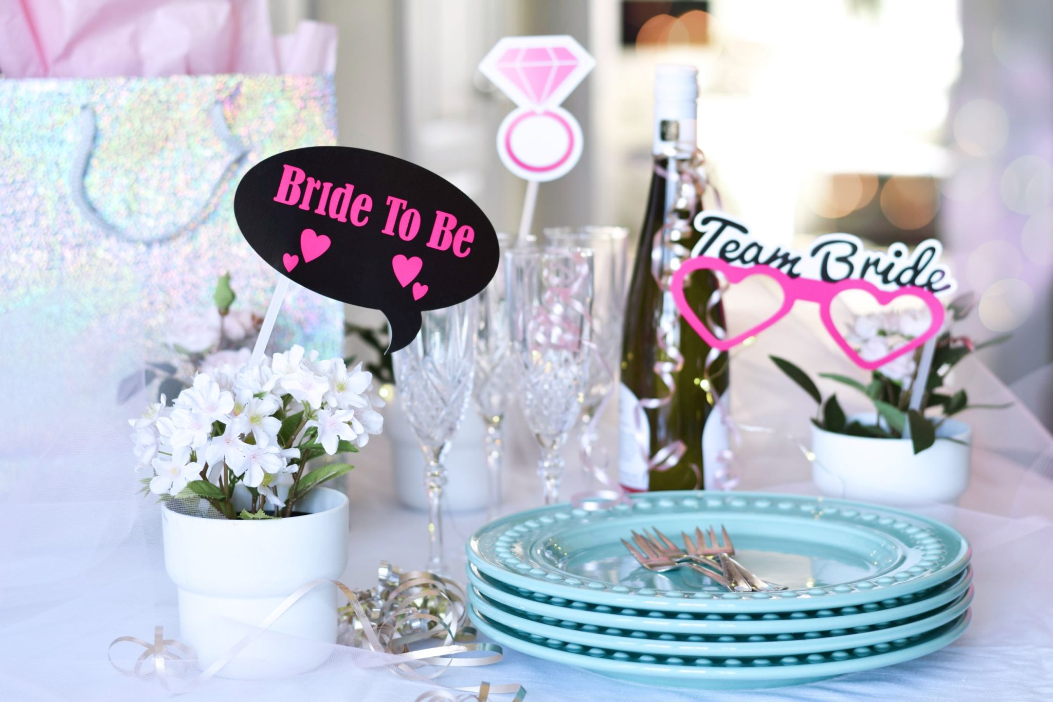 The Ultimate Wedding Love Songs Playlist: 40+ Best Picks