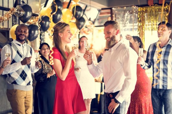 10 Year Wedding Anniversary Party Ideas: Celebrate Your Milestone with ...