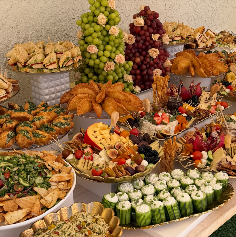 20 Chic Bridal Shower Food Table Display Inspirations